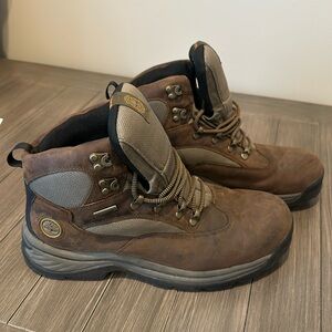 Timberland hiking boots 11